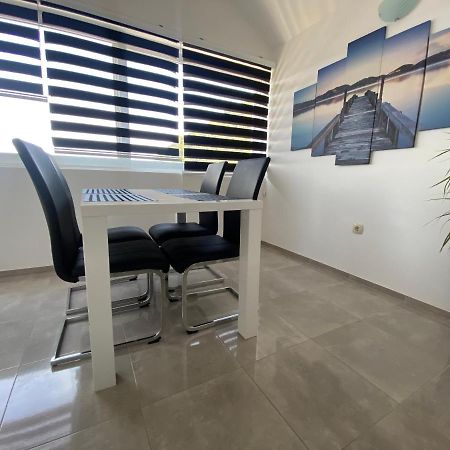 Guesthouse Ruza Sobra Apartments In The Attic Of The House Bagian luar foto
