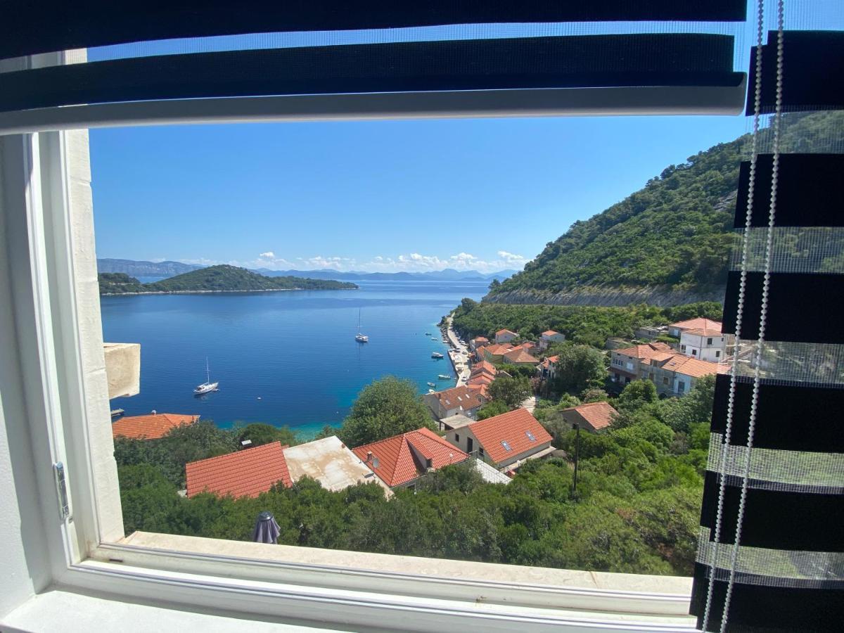 Guesthouse Ruza Sobra Apartments In The Attic Of The House Bagian luar foto