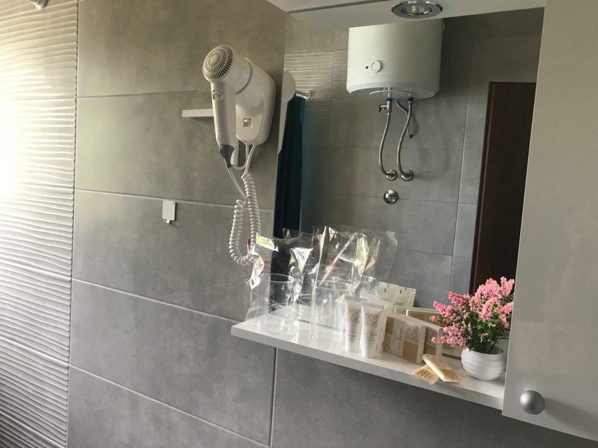 Guesthouse Ruza Sobra Apartments In The Attic Of The House Bagian luar foto